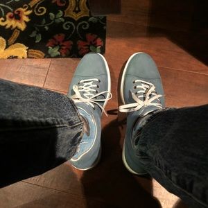 Meet your Posher, Angie